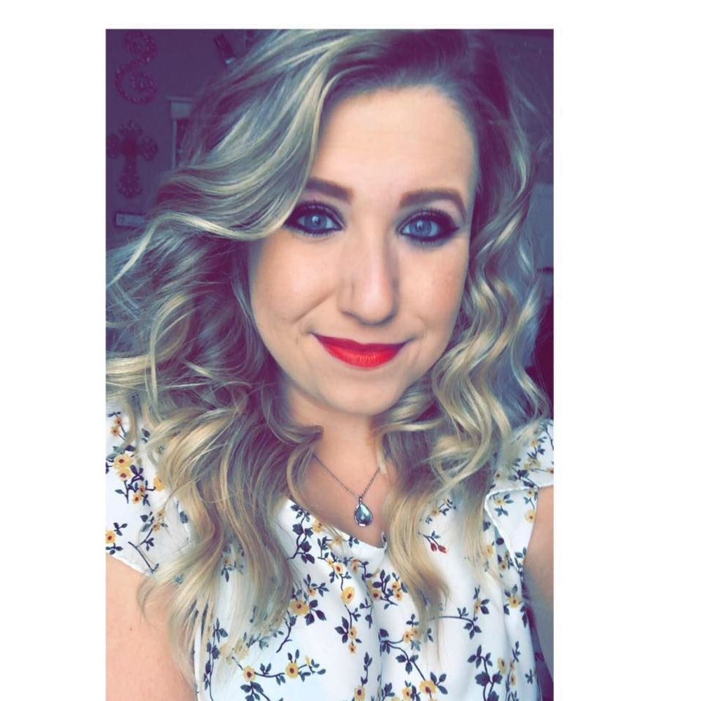 Meet your Posher, Savannah